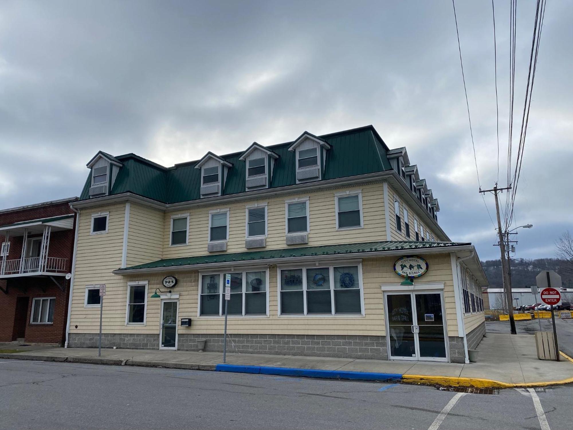 The City Hotel Bar & Grill Northern Cambria エクステリア 写真